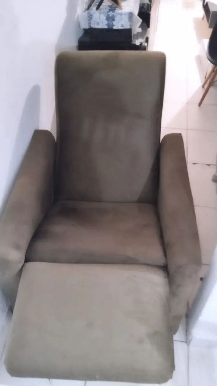 Poltrona Reclinável do Papai - Confortável e Bem Conservada - Foto 2