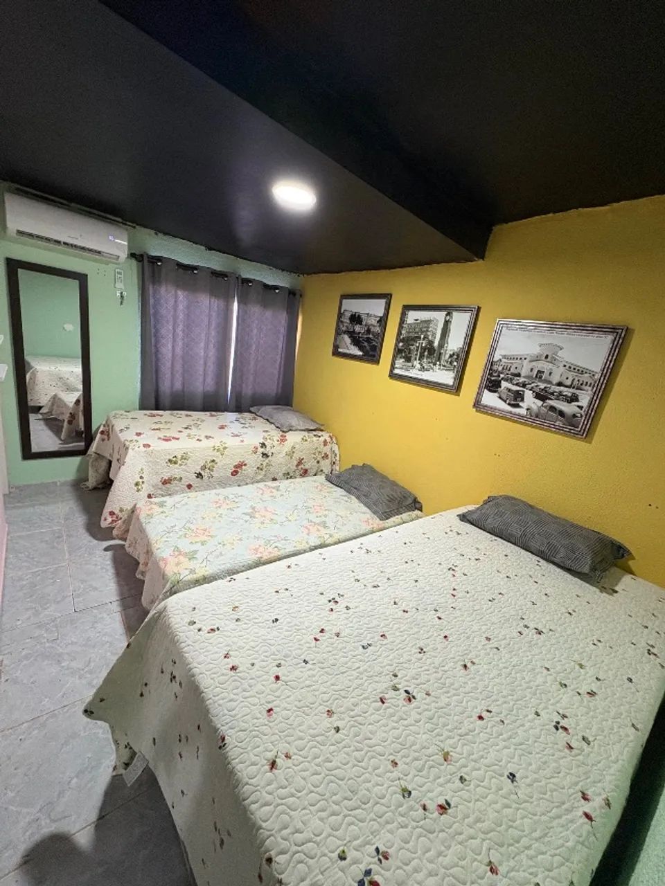 Espaço independente com 3 cômodos, 