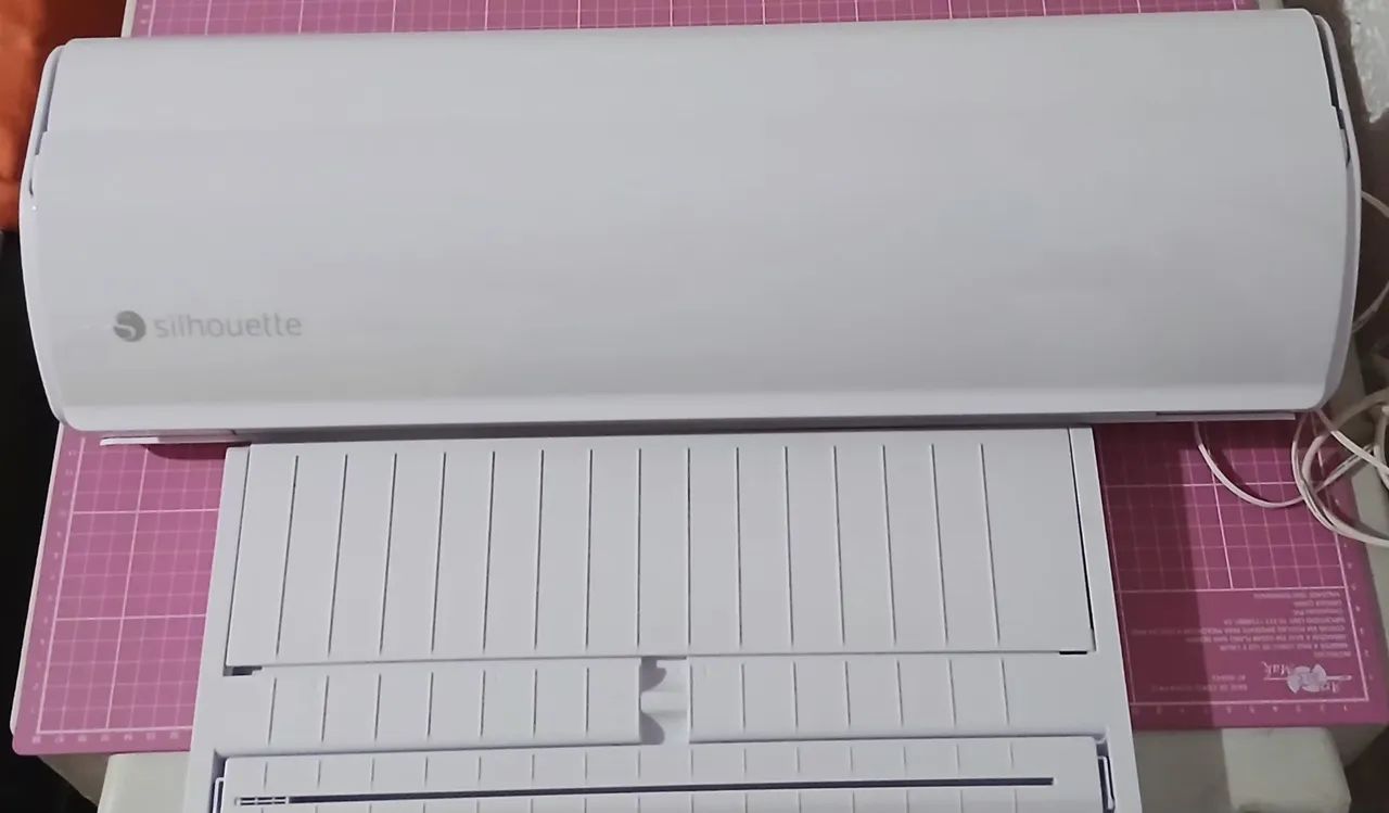 Silhouette Cameo 5 novinha