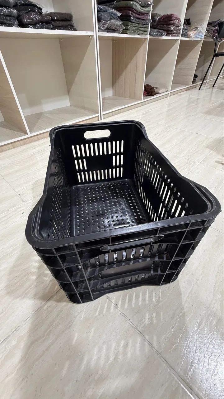 Caixa de plástico 52L - Foto 3