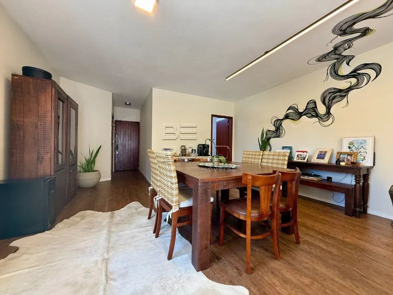 Apartamento amplo com 147m² em Coqueiros - Foto 2