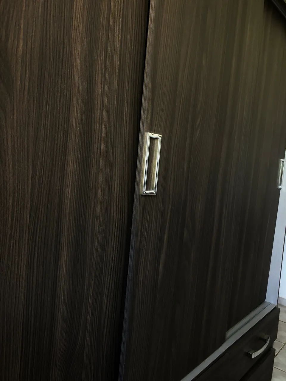 Guarda-roupa 3 portas com 6 gavetas - Foto 3