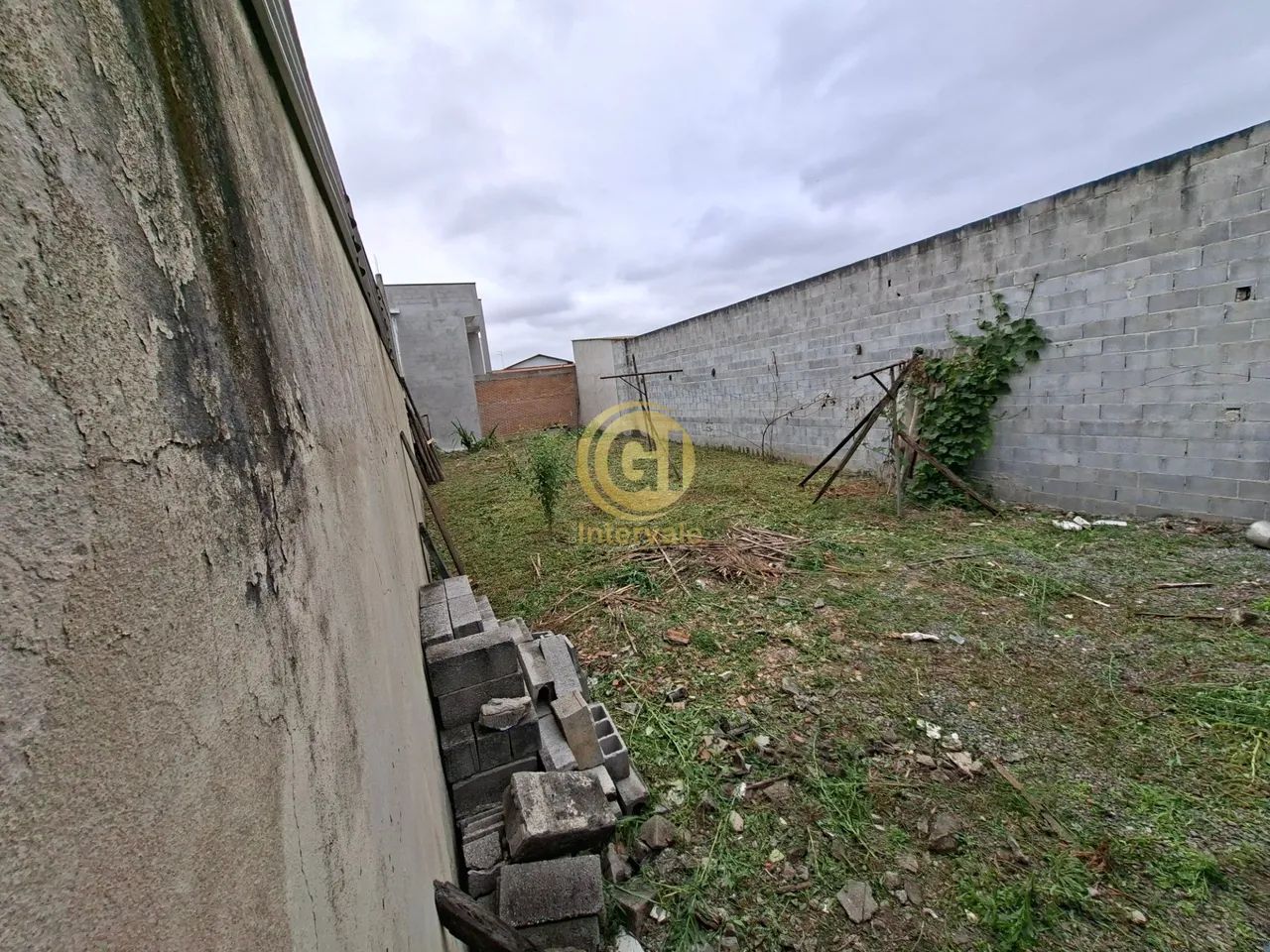 Excelente Terreno Comercial e Residencial ? 200m² Plano no Parque dos Sinos