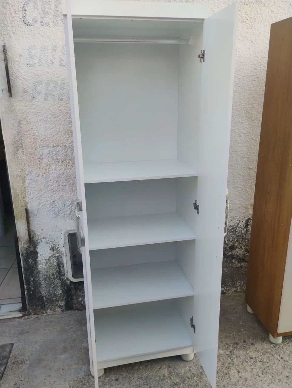 Multiuso / guarda roupa com cabideiro  - Foto 4