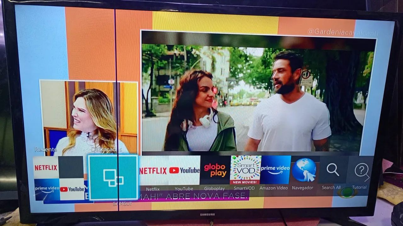 Smartv 32 polegadas funcionando perfeitamente 400 reais com linha na tela - Foto 3