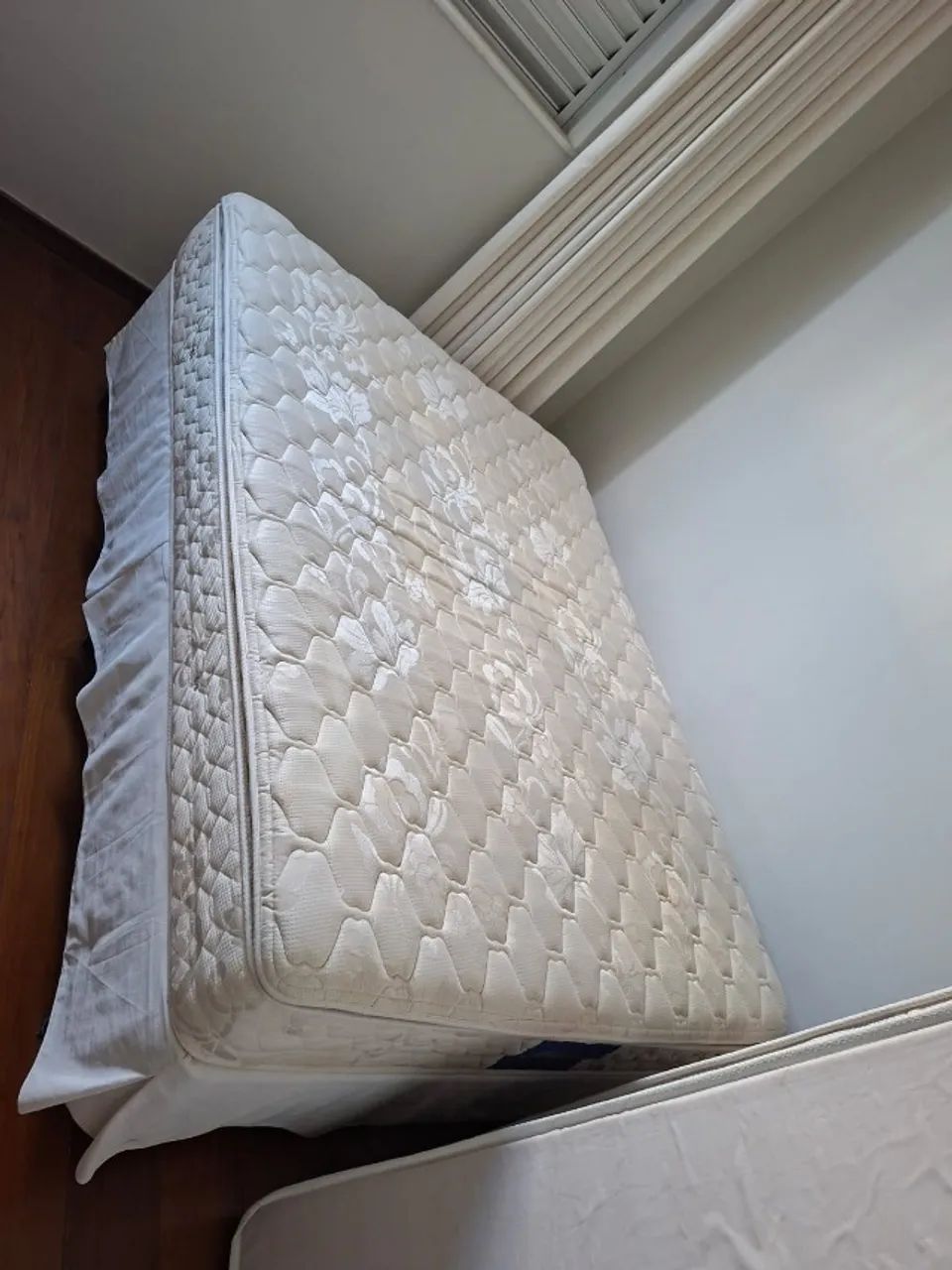 Colchão + Cama Box Casal