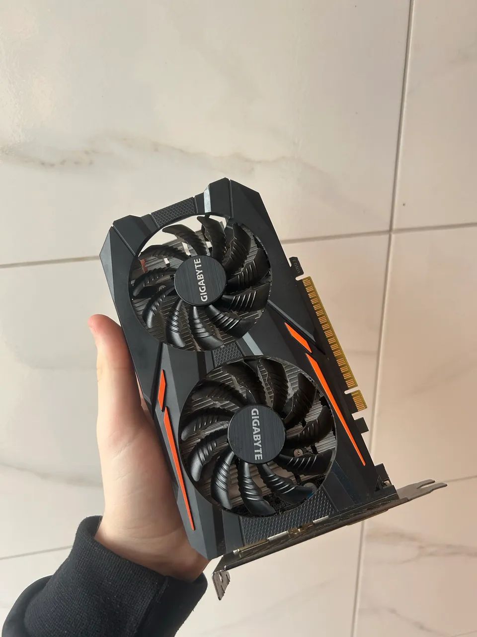 GTX 1050. 2G GIGABYTE - Foto 4