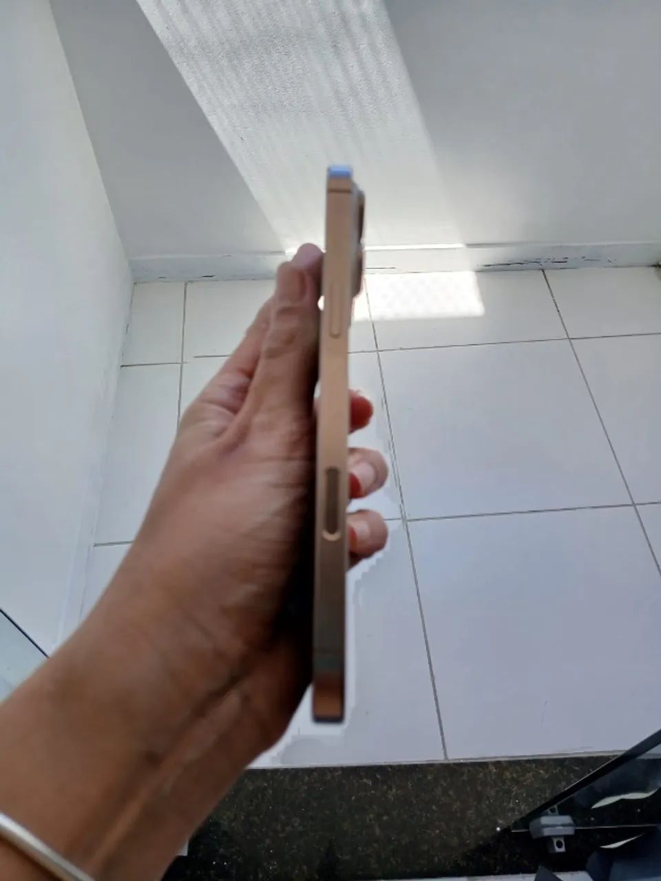 iPhone 16 Pro Max 512GB - Excelente estado | Oportunidade - Foto 3