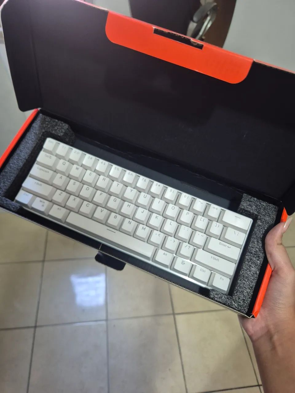 TECLADO MECÂNICO NOVO