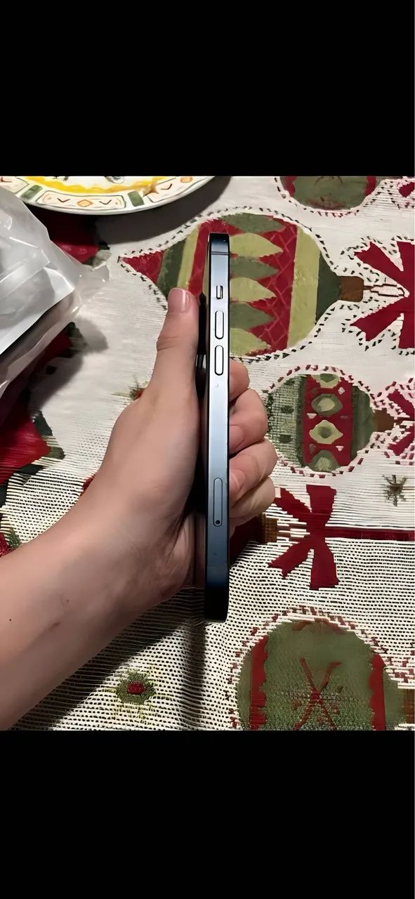 IPHONE 13 À VENDA - OPORTUNIDADE IMPERDÍVEL! 