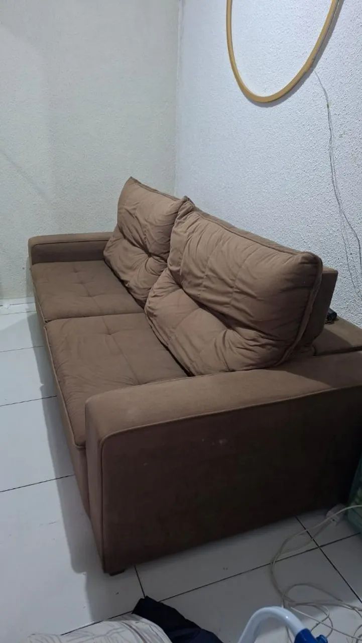 Sofá retrátil muito bom  - Foto 4