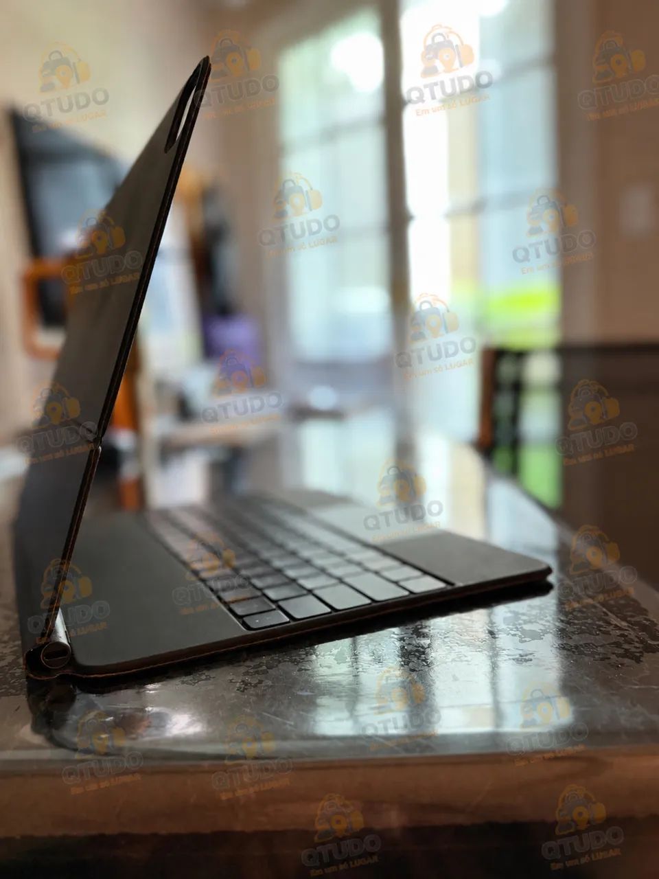 IPad Pro 12.9 Wi-Fi-celular M2 Prata 256Gb + MagicKeyboard+carreador e cabo C  Apple - Foto 4