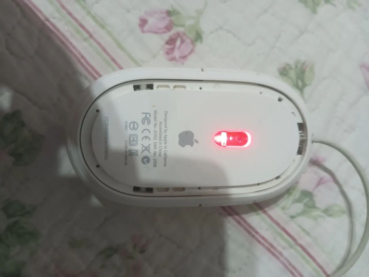 Mouse Apple Mighty Mouse Com Fio (USB - Modelo A1152) - LEIA O ANÚNCIO  - Foto 2