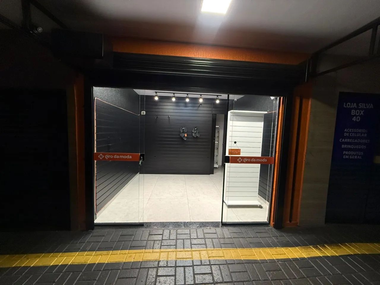 Alugo sala comercial Camelodromo Carlos Gomes cascavel  - Foto 2