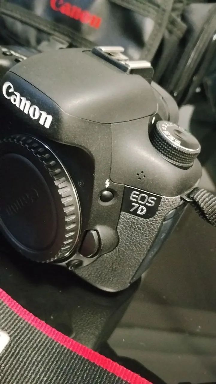 Câmera Canon 7D - Foto 2
