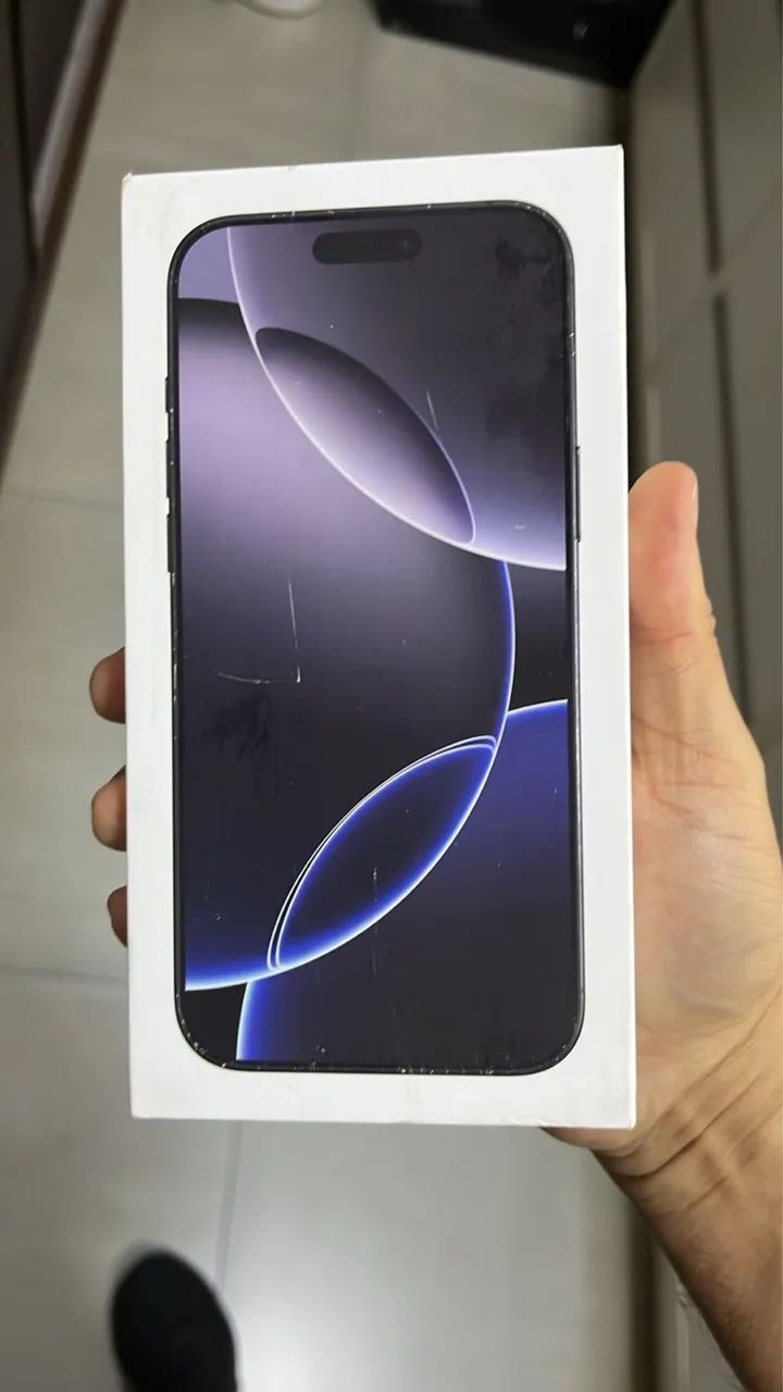 iPhone 16 pro max - Foto 2