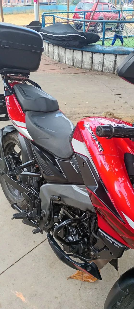 Bajaj - Foto 2