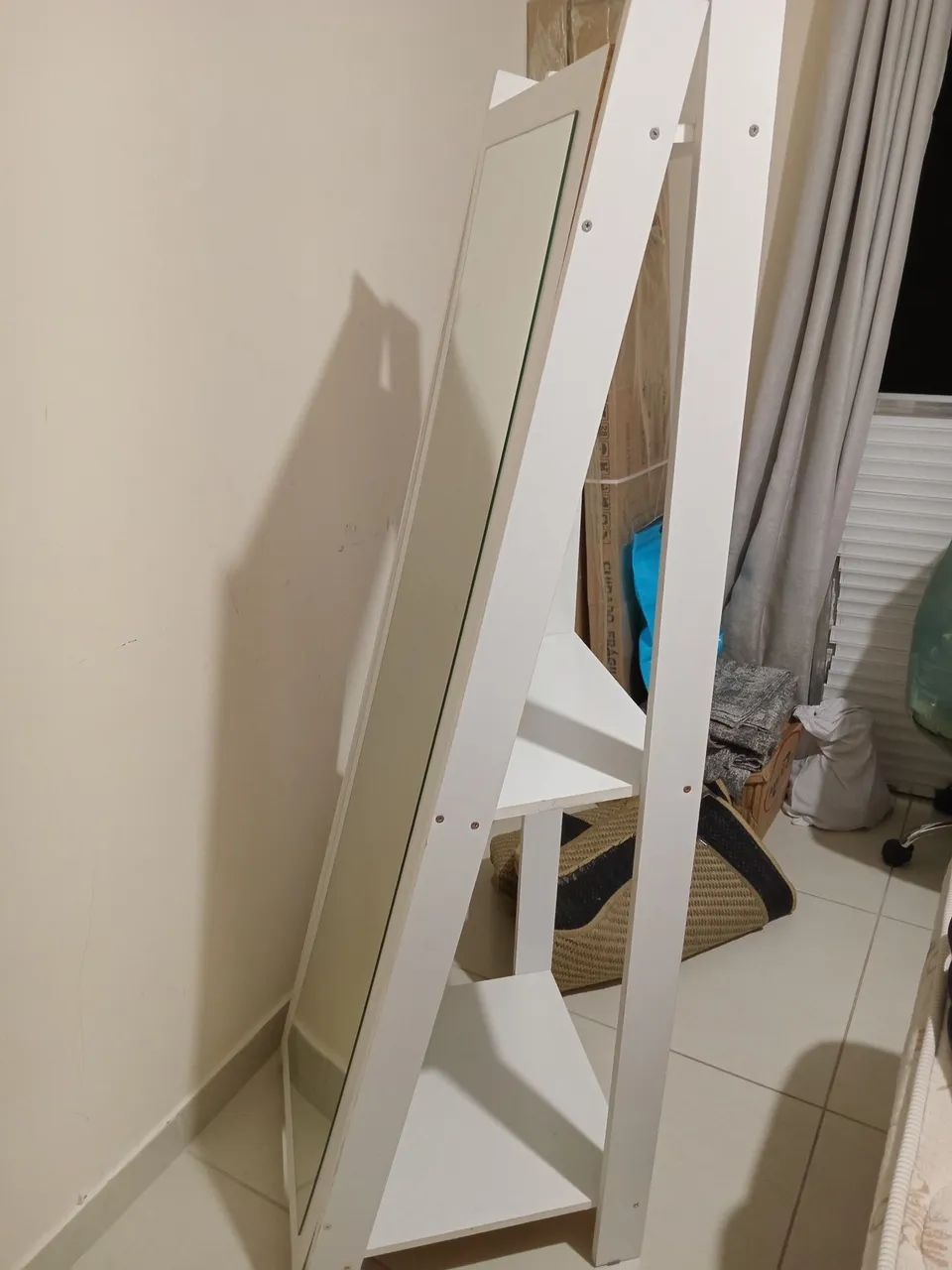 Espelho de chão com prateleiras  - Foto 2