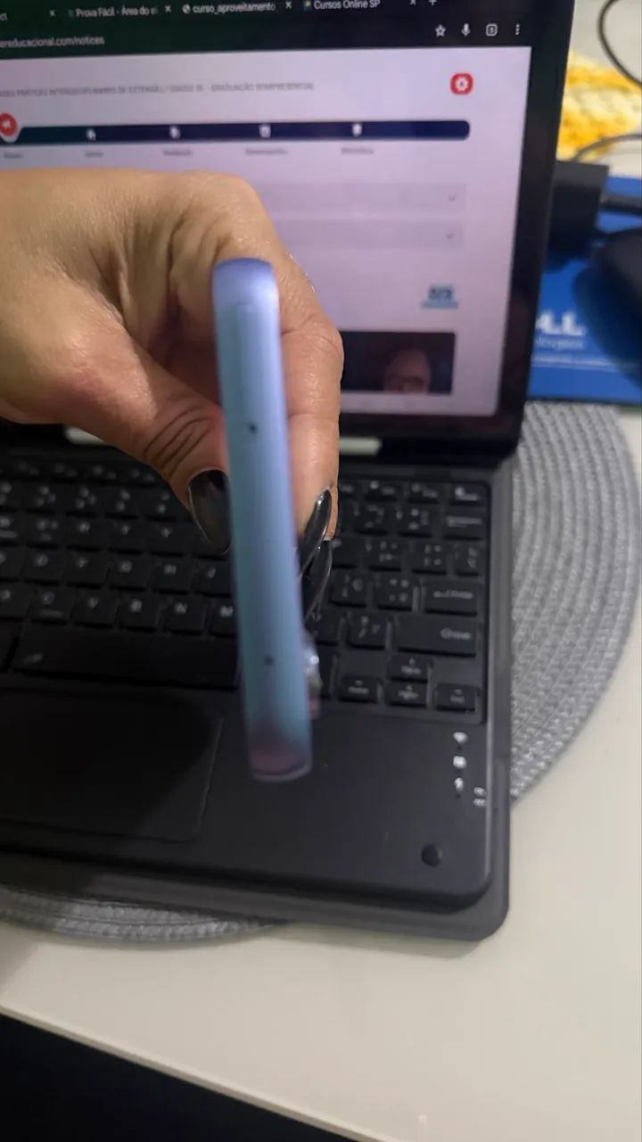   Celular Samsung A 56 / 256 GB / apenas 03 meses de uso. - Foto 5