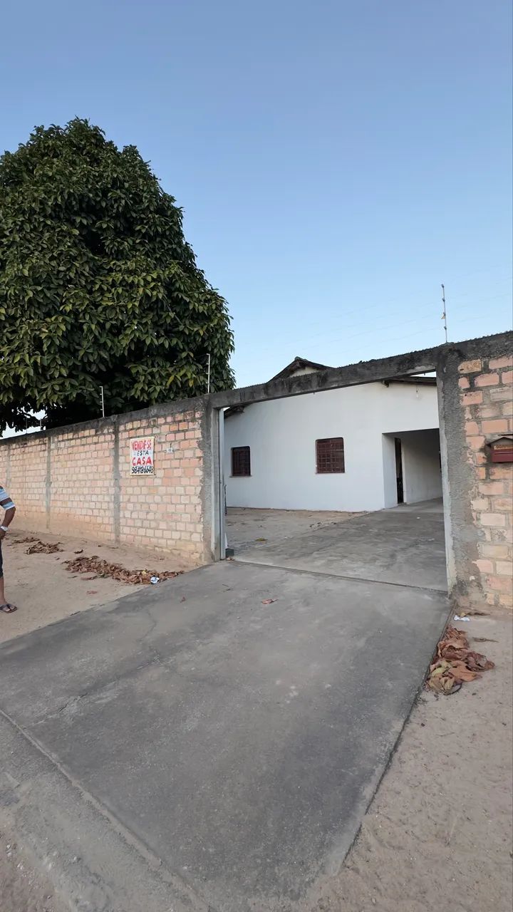 CASA À VENDA - CAMBARÁ