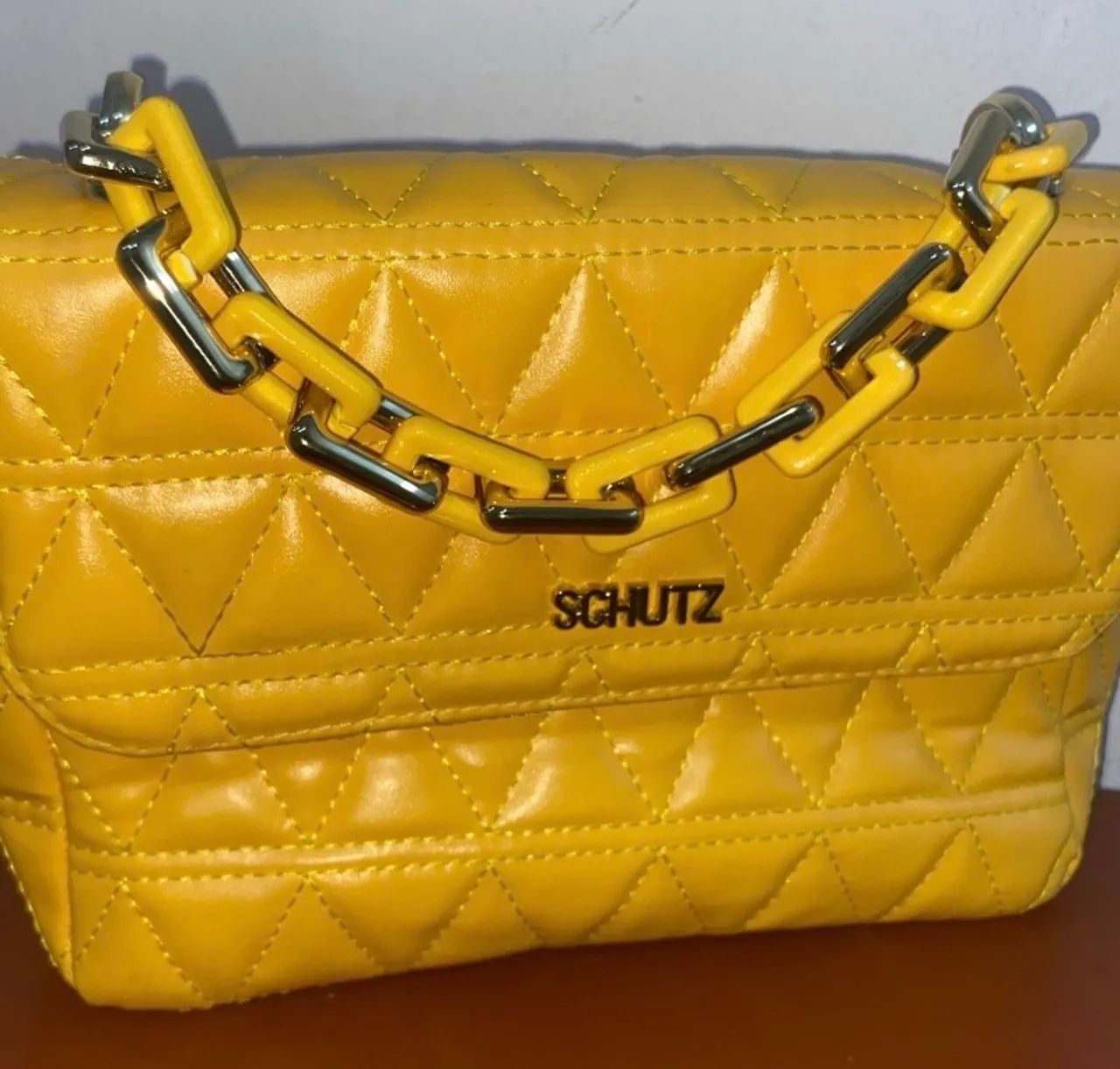 Bolsa tiracolo Schutz 