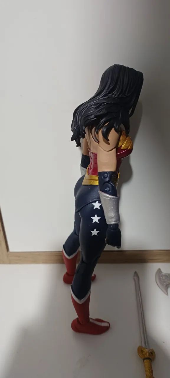 Action figure mcfarlane mulher maravilha repintada  - Foto 4