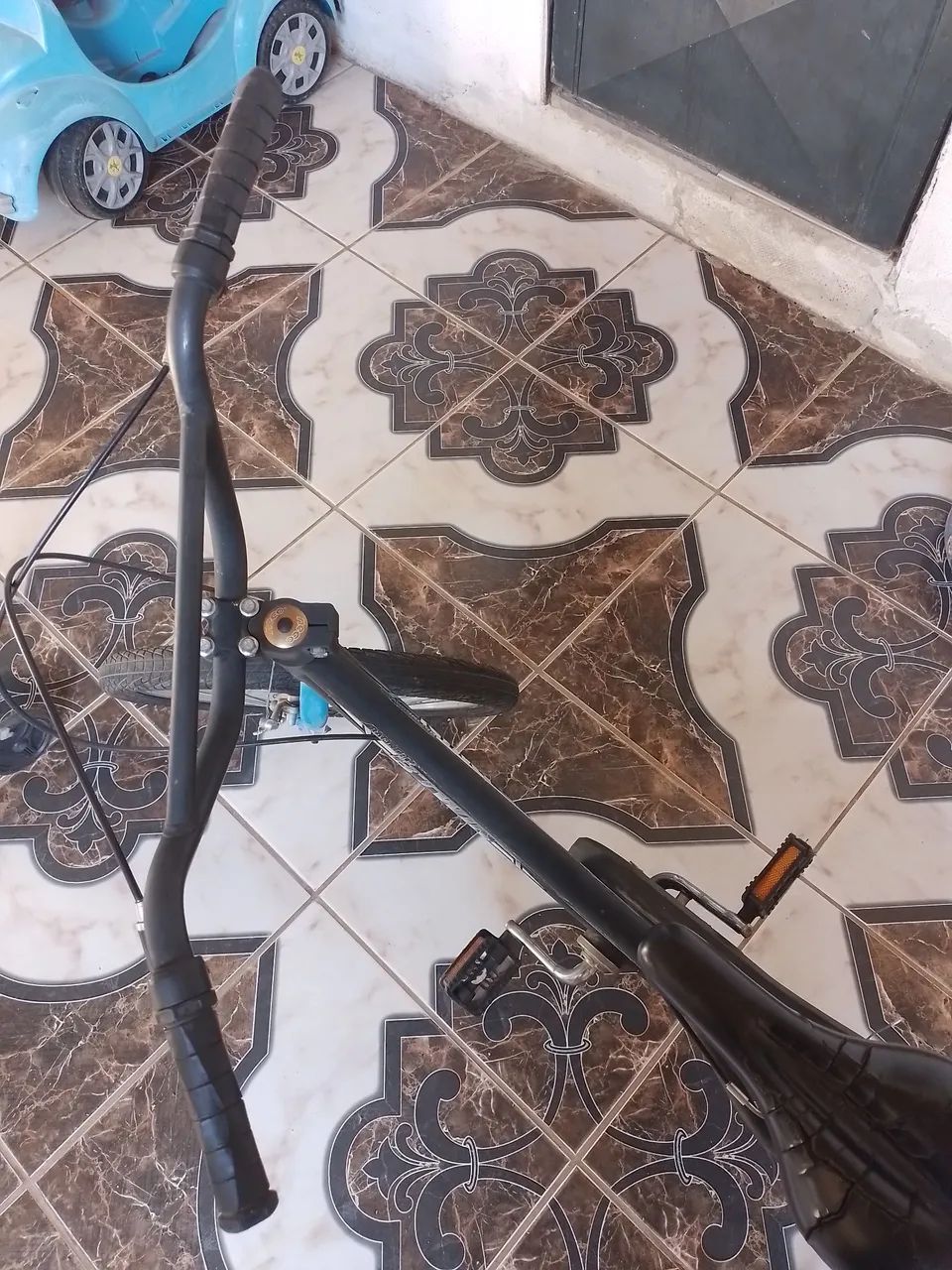 Bicicleta aro 20 bem conservada  - Foto 3