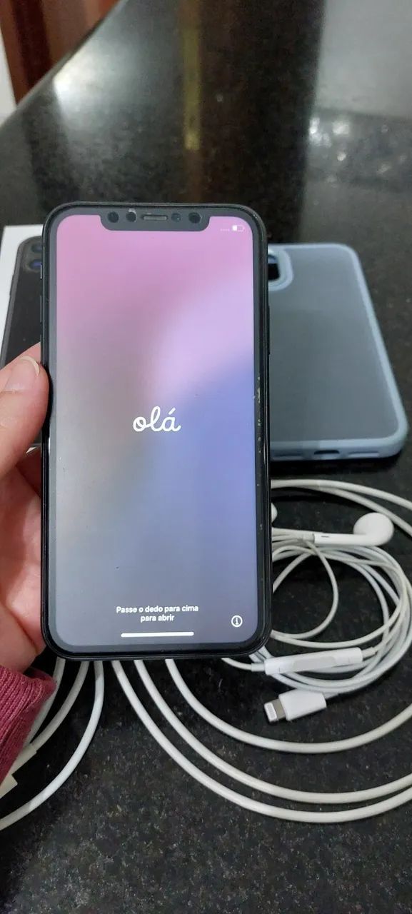 iPhone 11 em ótimo estado com acessórios - Foto 4