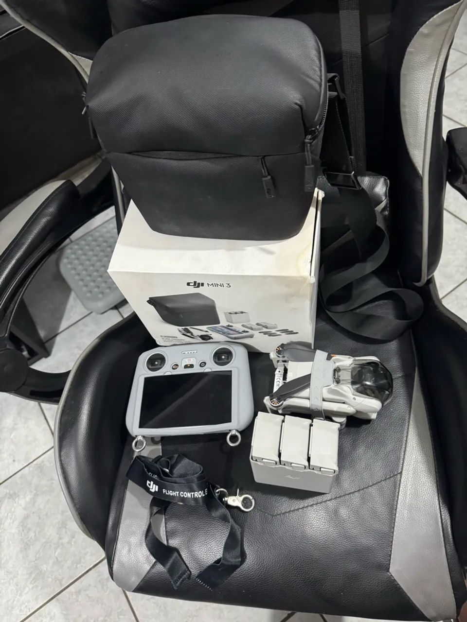 DRONE DJI MINI 3 - FLY MORE COMBO - Foto 2
