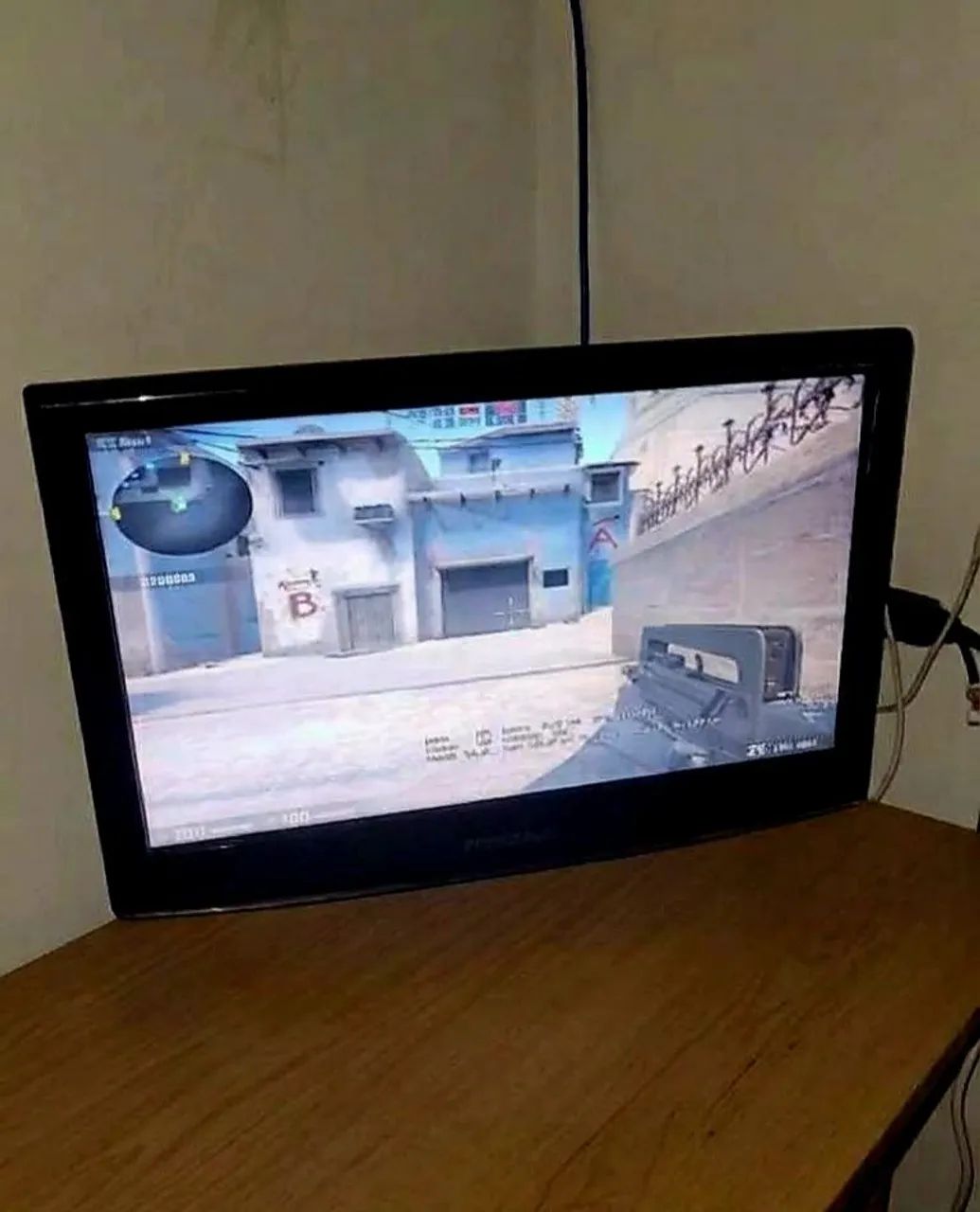Monitor de 16 polegadas 