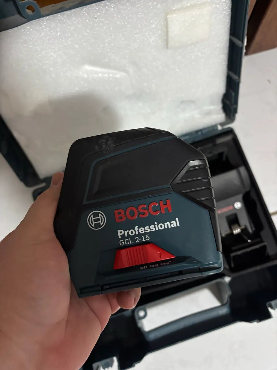 Nível a Laser e Tripé Bosch - Foto 3