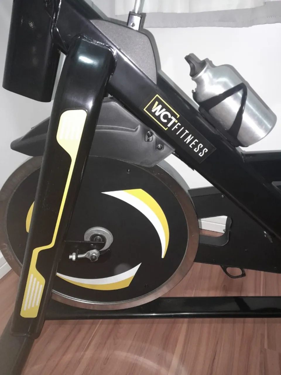 Bicicleta Ergométrica Spinning WCT - Foto 3