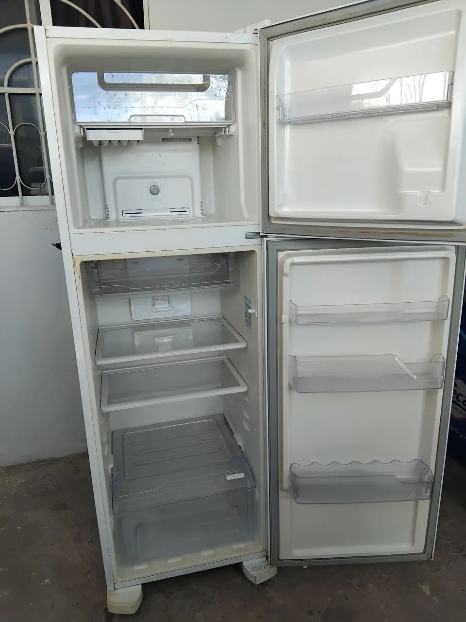 Geladeira Electrolux frost free 380L  - Foto 4