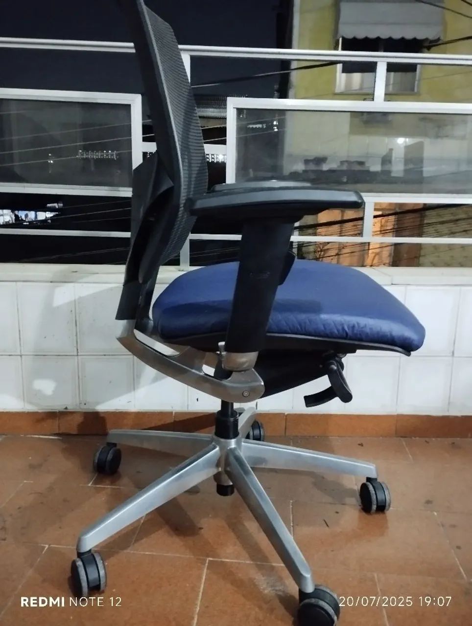 Cadeira de escritório  - Foto 2