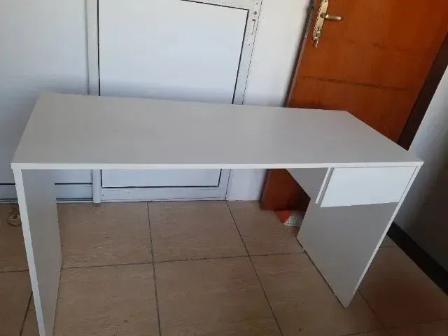 Mesa de Escritório em MDF 