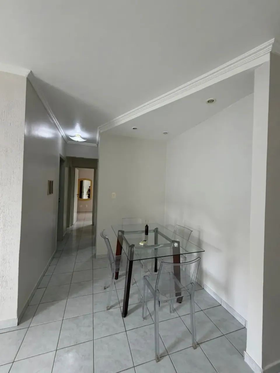 Apartamento com 3 quartos - Suíte e até 2 Vagas ( Carro pequeno ) - Foto 3