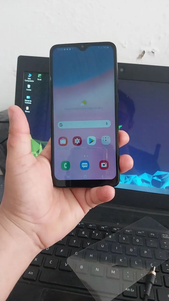 Celular a30s funcionando perfeitamente a tela a nova 64gb