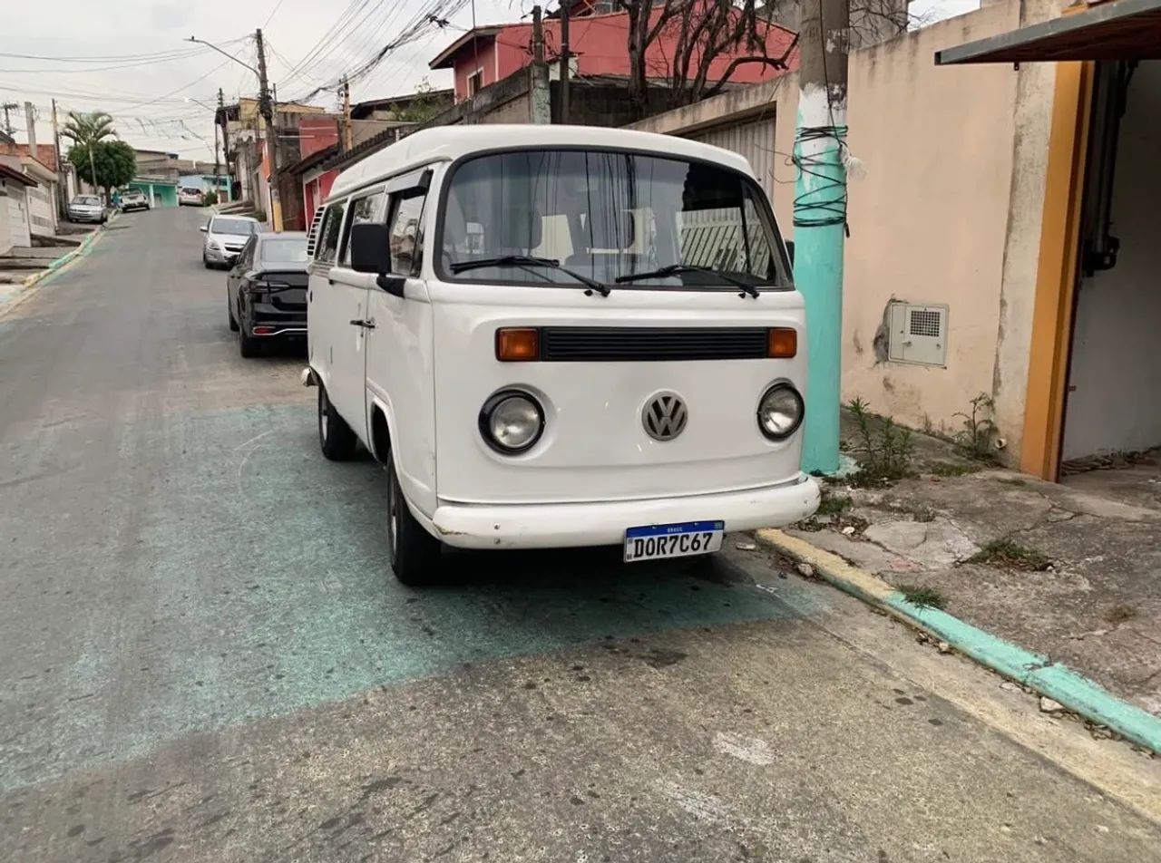 Volkswagen Kombi Standard/ Luxo/ Serie Prata 2005