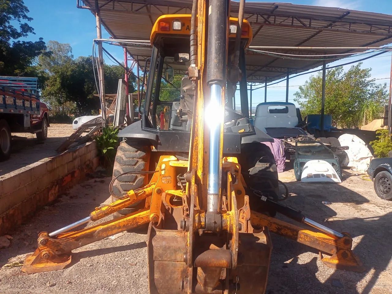 Retro traçada 4×4 JCB 2013 - Foto 2