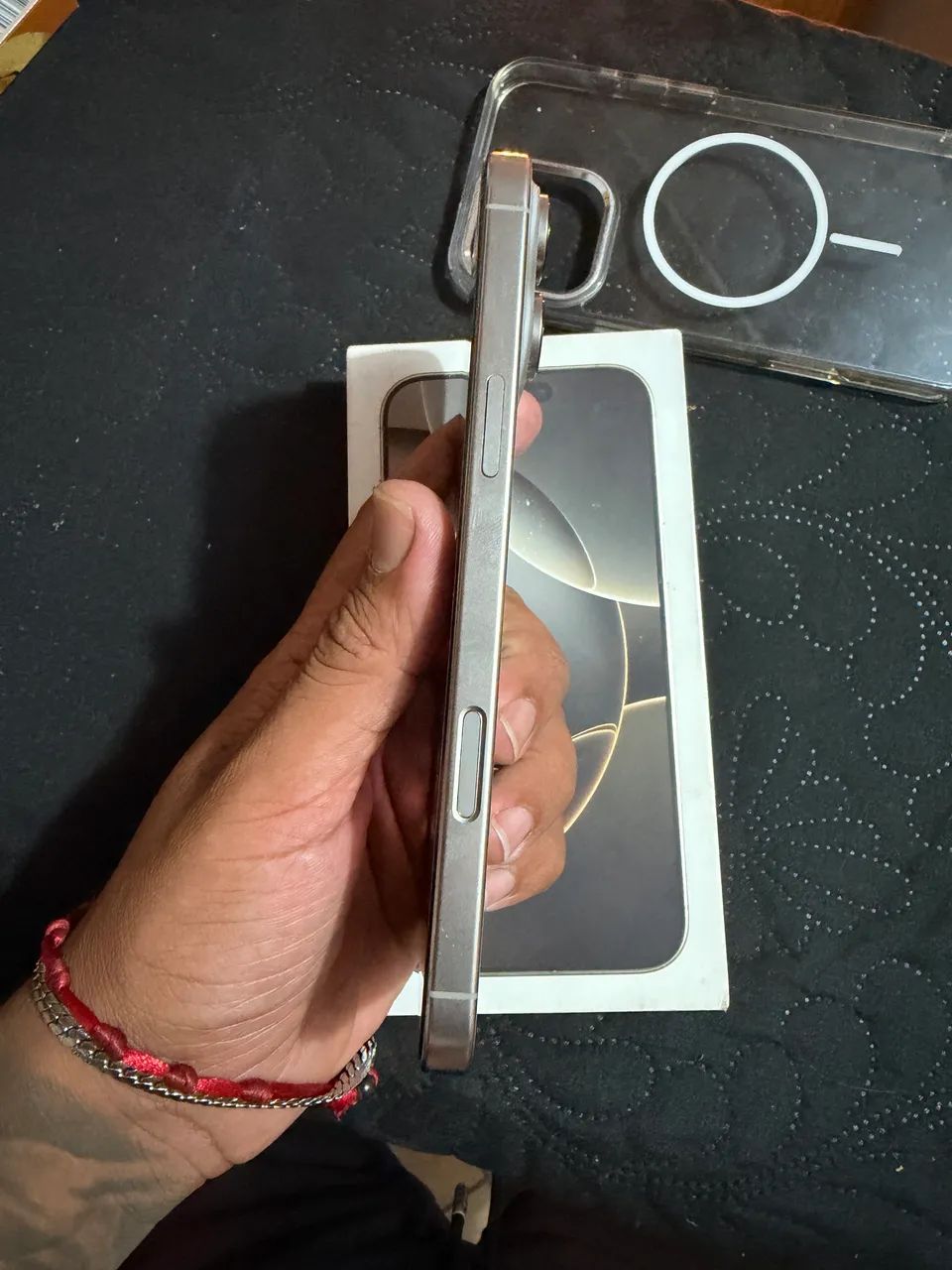 iPhone 16 PRO MAX - Foto 3