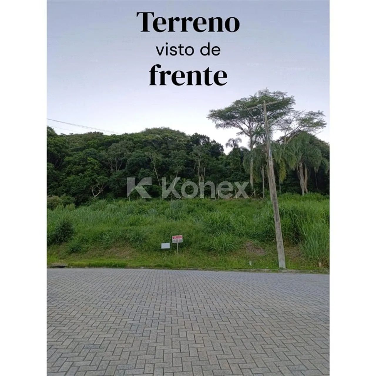 Terreno à venda com 360 m² em Ponta de Baixo, São José