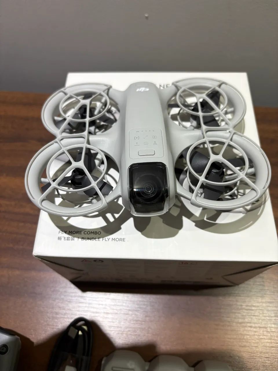 DJI Neo Fly More Combo - Praticamente Zero (Apenas 21 Minutos de Voo) - Foto 4