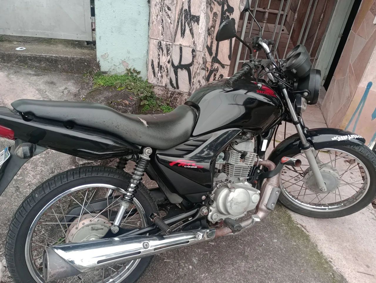Fam 125 - Foto 2