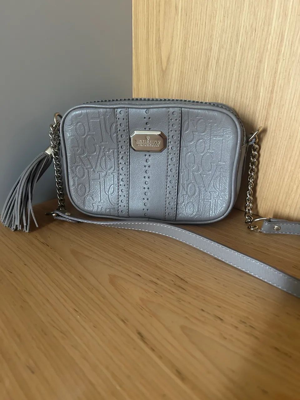 Bolsa Victor Hugo 100% couro
