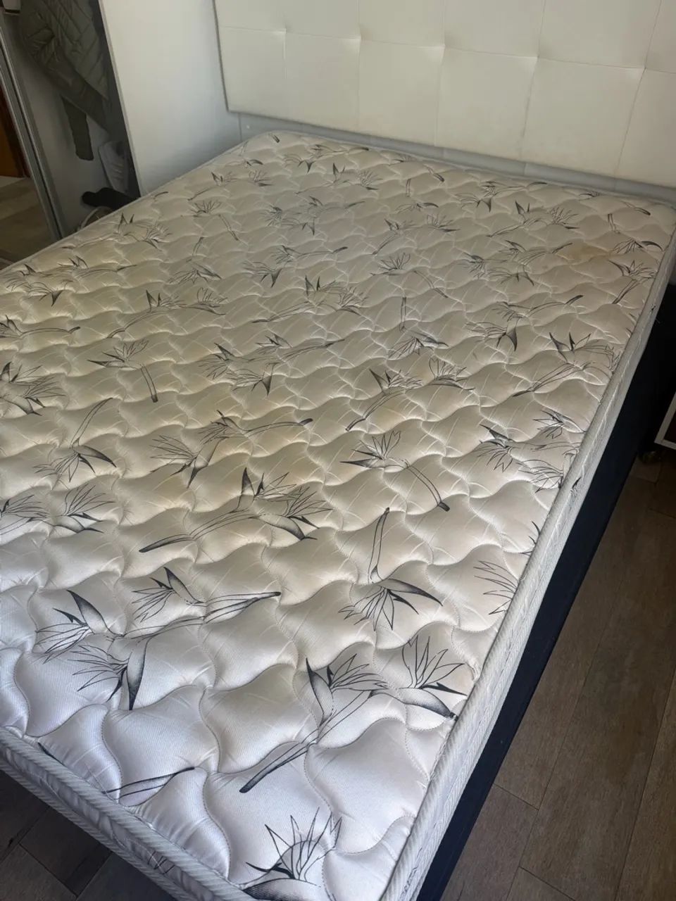 Cama box casal e colchão  - Foto 2