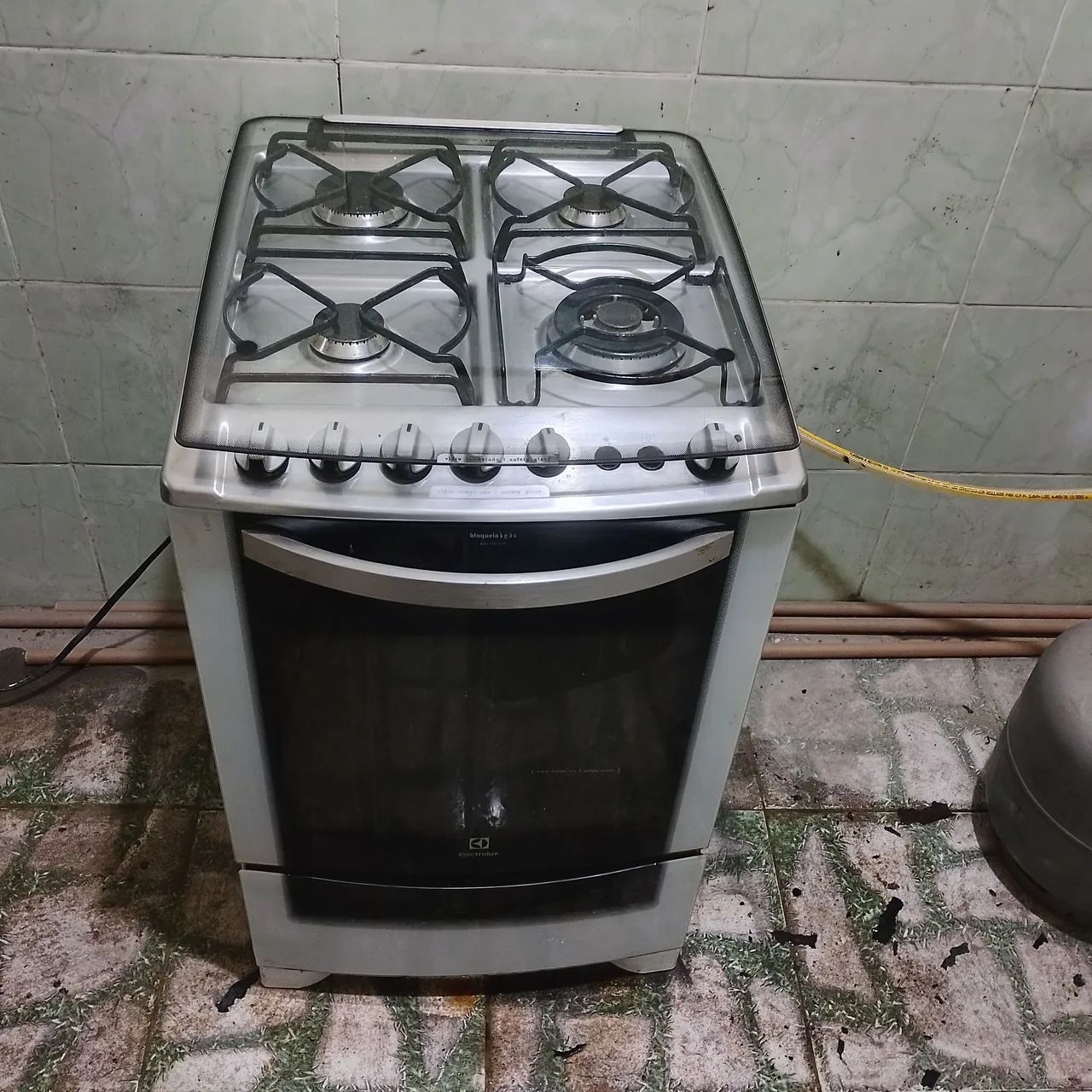 FOGÃO ELETROLUX AUTOMÁTICO PERFEITO ESTADO FUNCIONANDO PERFEITAMENTE TESTO NA HORA  - Foto 4