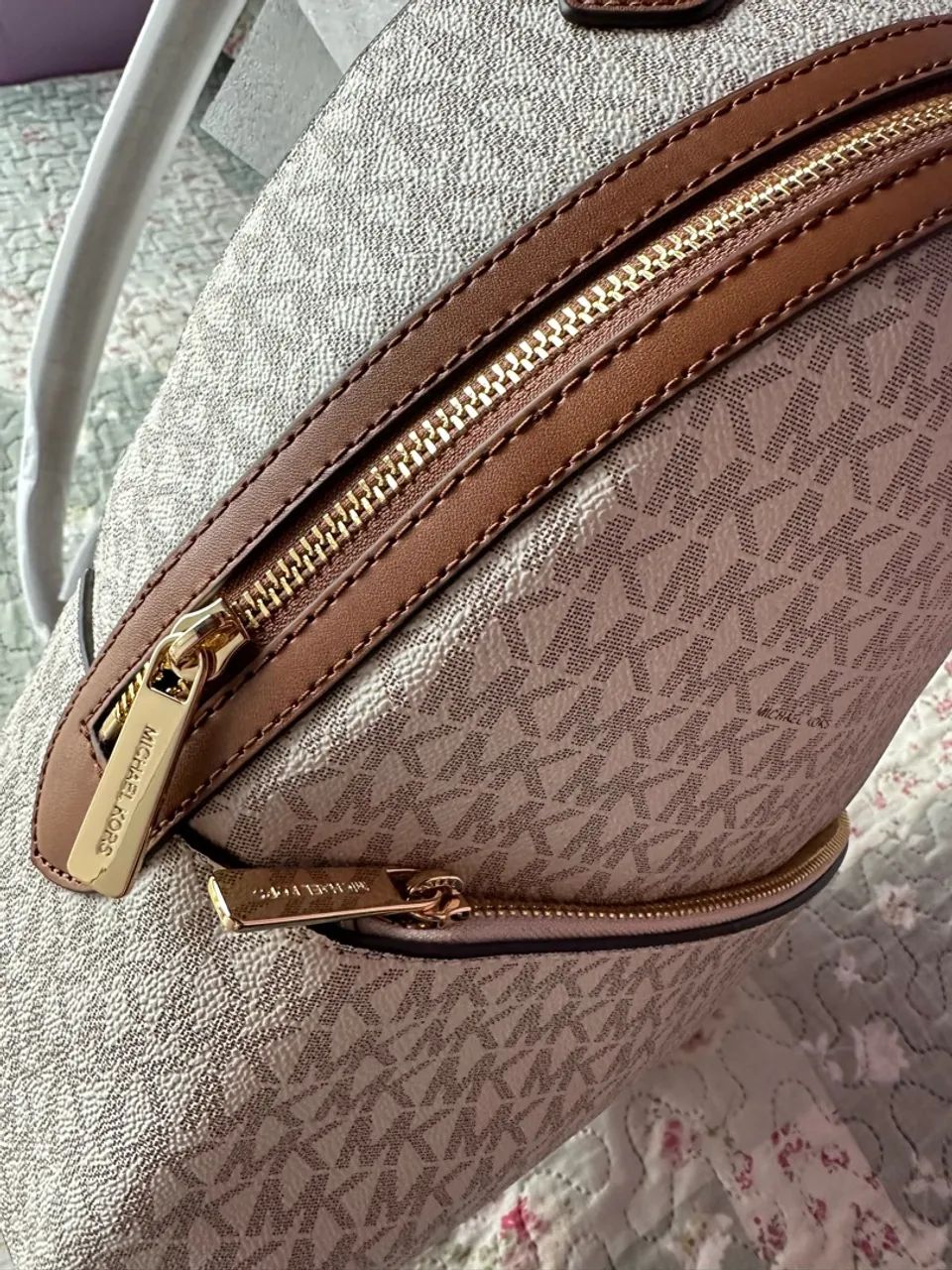 Mochila Michael Kors nova  - Foto 3