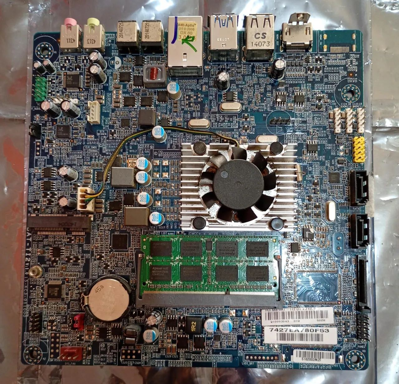 PLACA MÃE CCE / ECS BAT-TI2 + 4gb de RAM