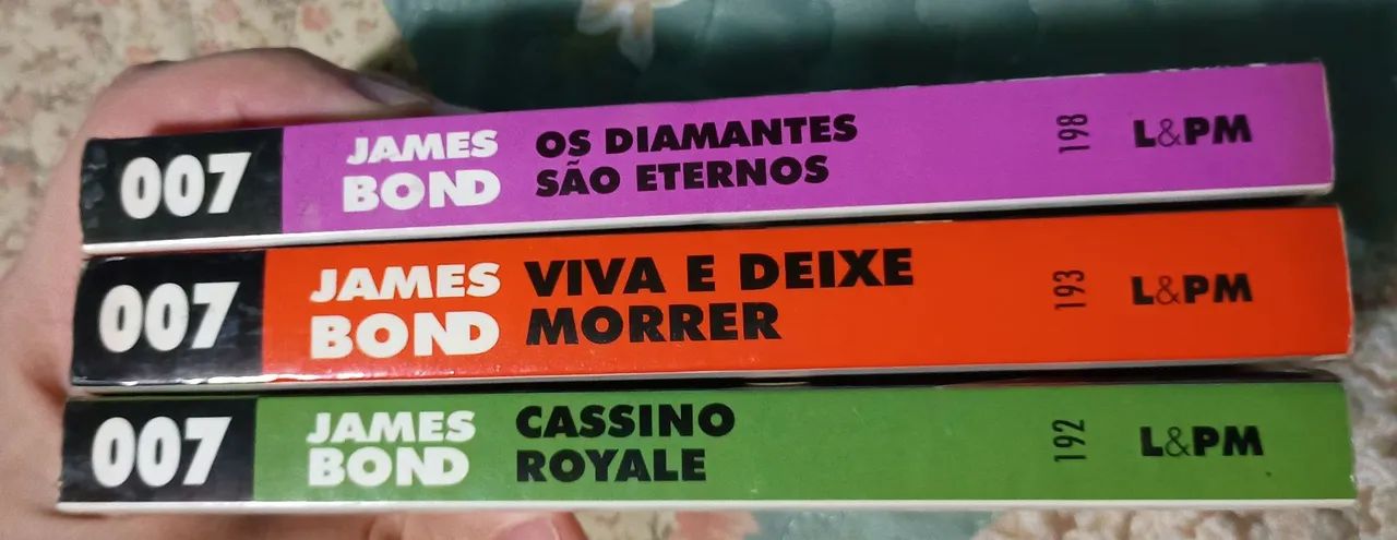 Livros James Bond - Foto 2