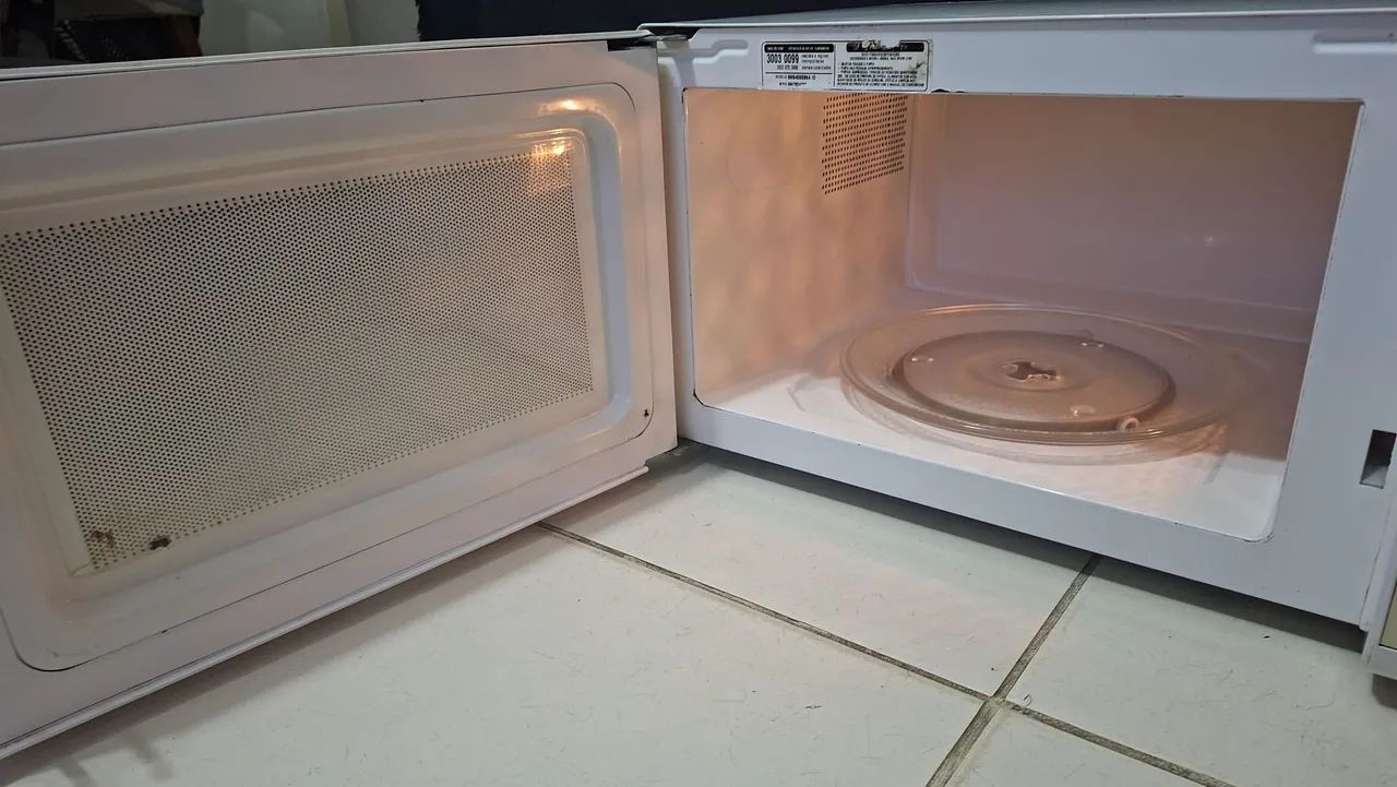 Microondas Brastemp 30 L  - Foto 4